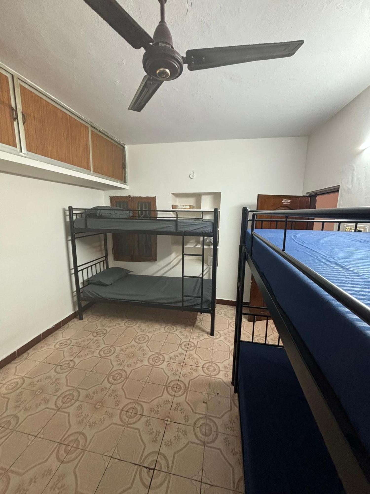 Hostel Madras Екстериор снимка
